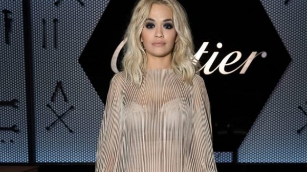 Rita Ora suffers wardrobe malfunction on the red carpet