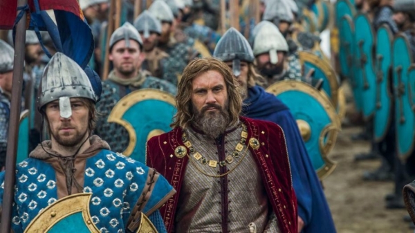 ‘Vikings’ star Clive Standen talks new season, show rumors and ‘Game of Thrones’ comparisons