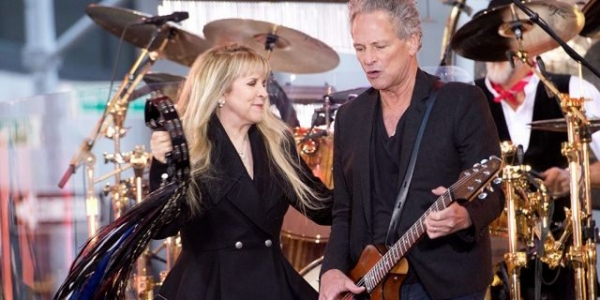 Lindsey Buckingham pins his Fleetwood Mac departure on Stevie Nicks