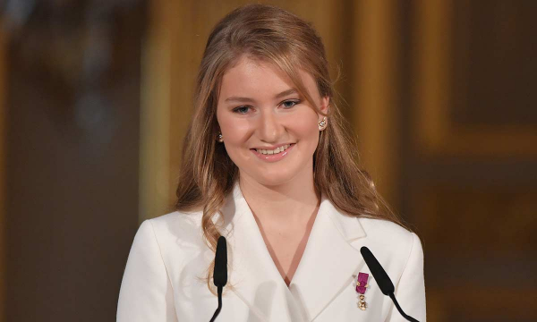 Celebrity daily edit: Princess Elisabeth's emotional coming-of-age - video